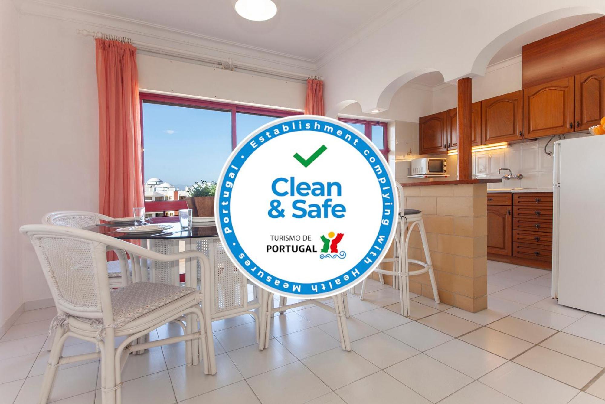 B25 - Candimar Beach Apartment Portimao Bagian luar foto