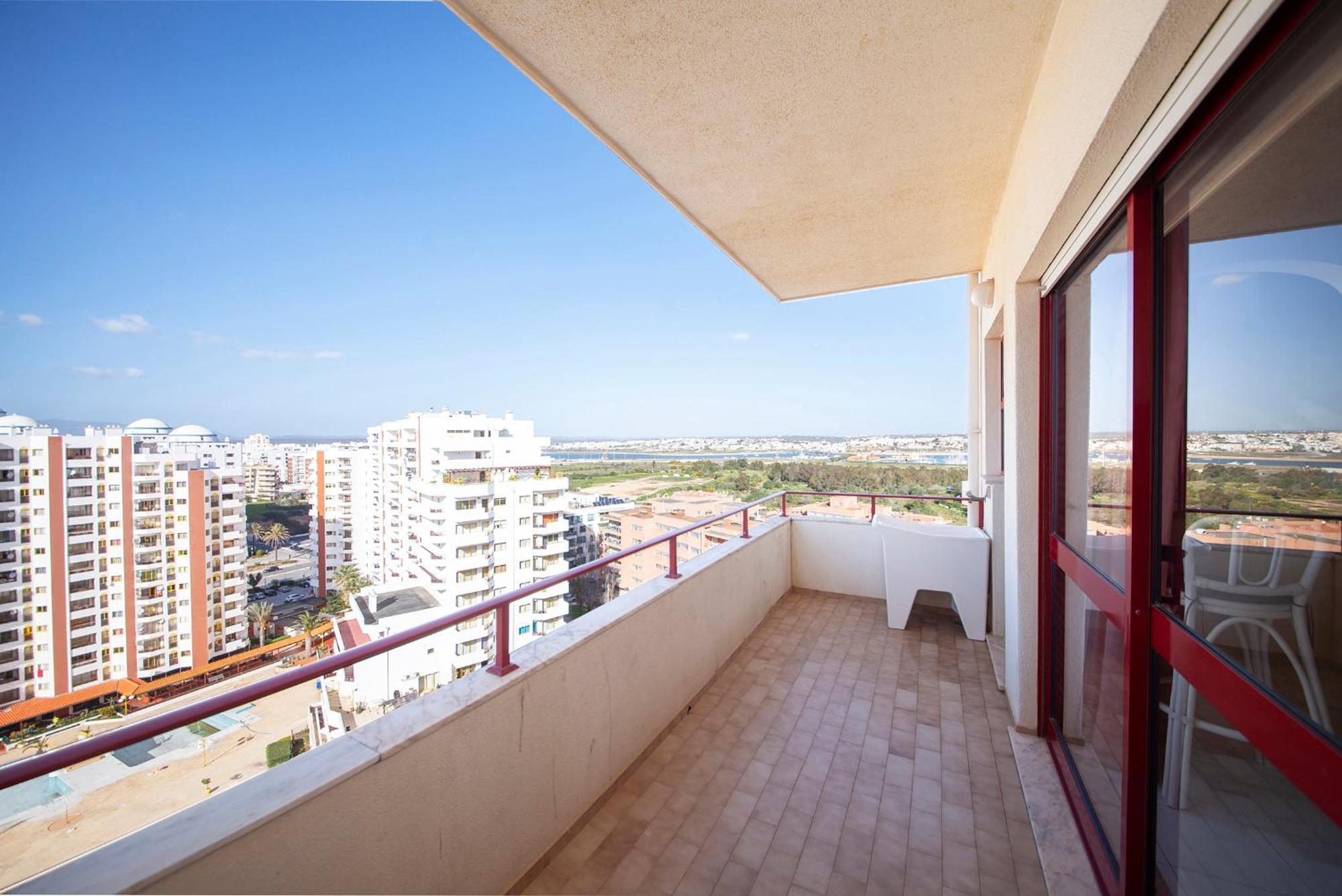 B25 - Candimar Beach Apartment Portimao Bagian luar foto