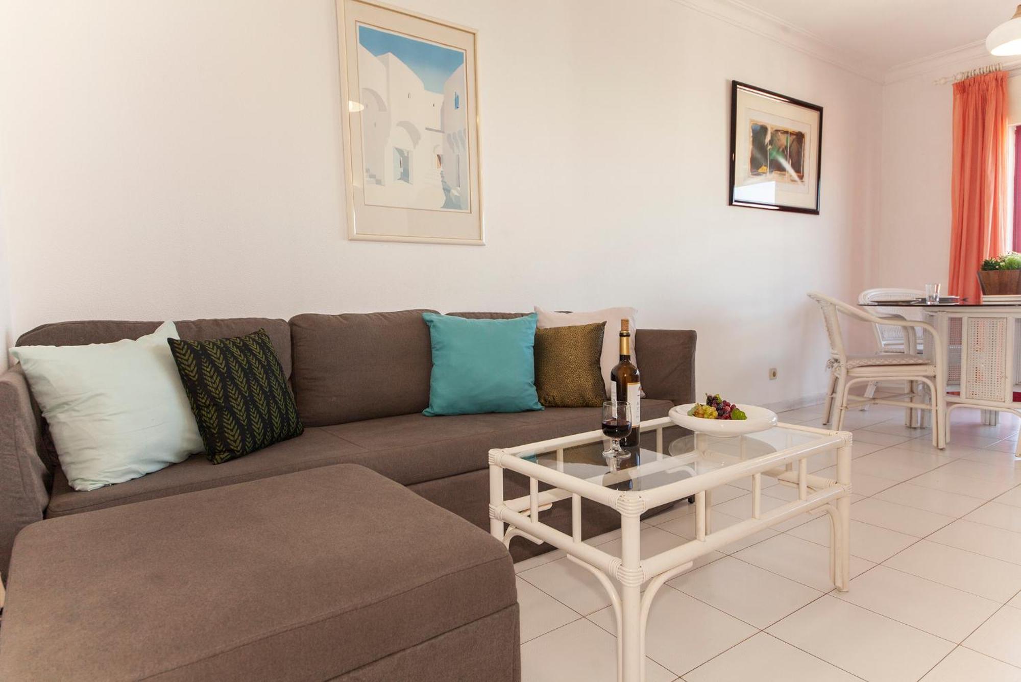 B25 - Candimar Beach Apartment Portimao Bagian luar foto